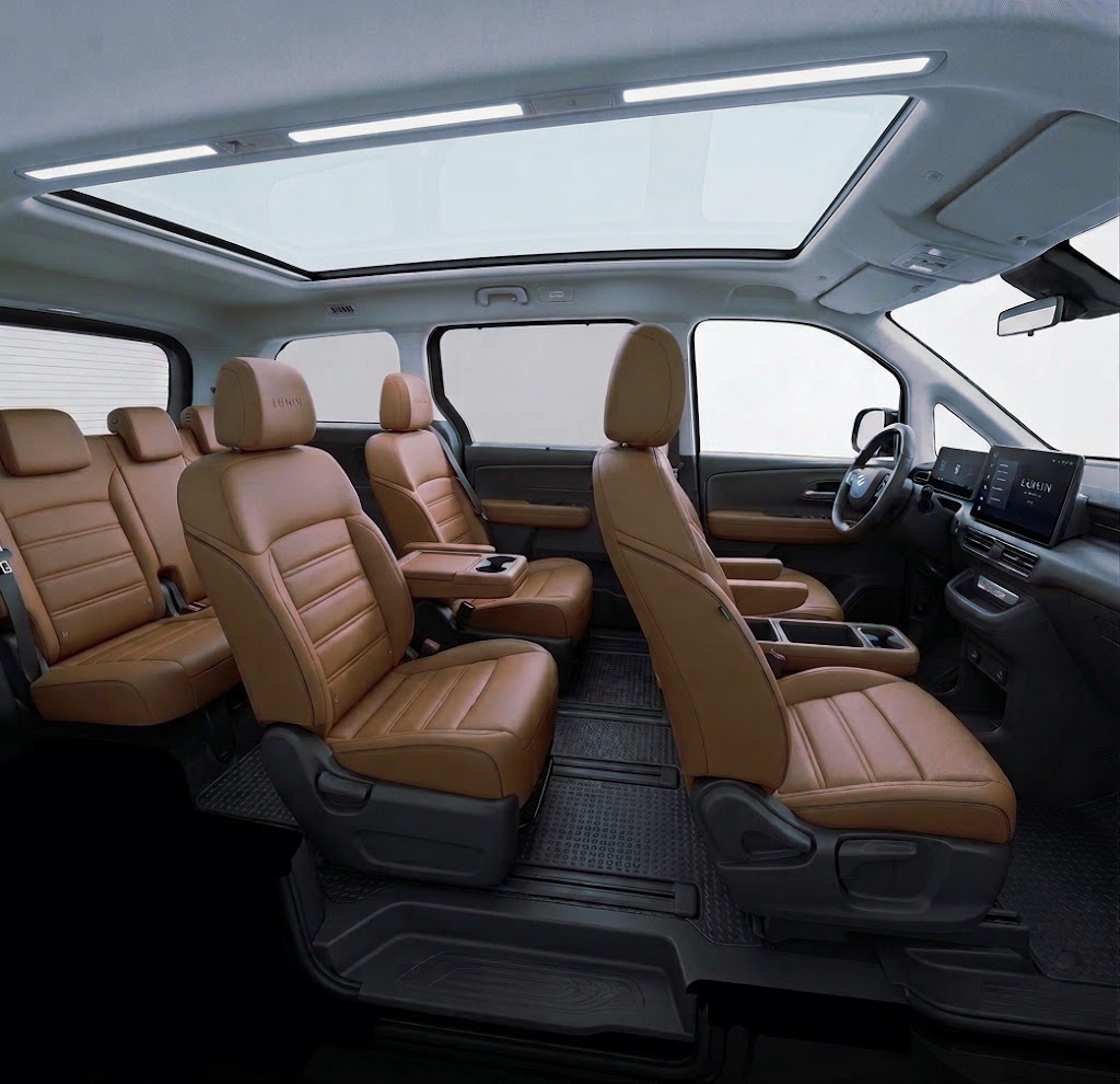 Voyage Base Interior